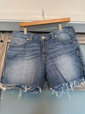 Ariat Women's Blue Distressed Frayed Hem Denim Shorts